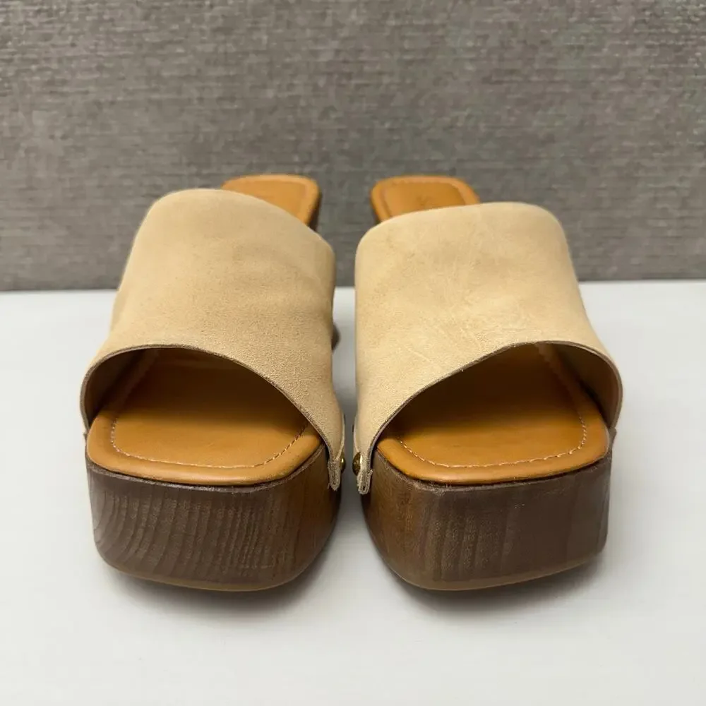 Schutz Lanneh Studded Suede Wood Wedge Platform Slide Sandal Nude Beige Size 8 B